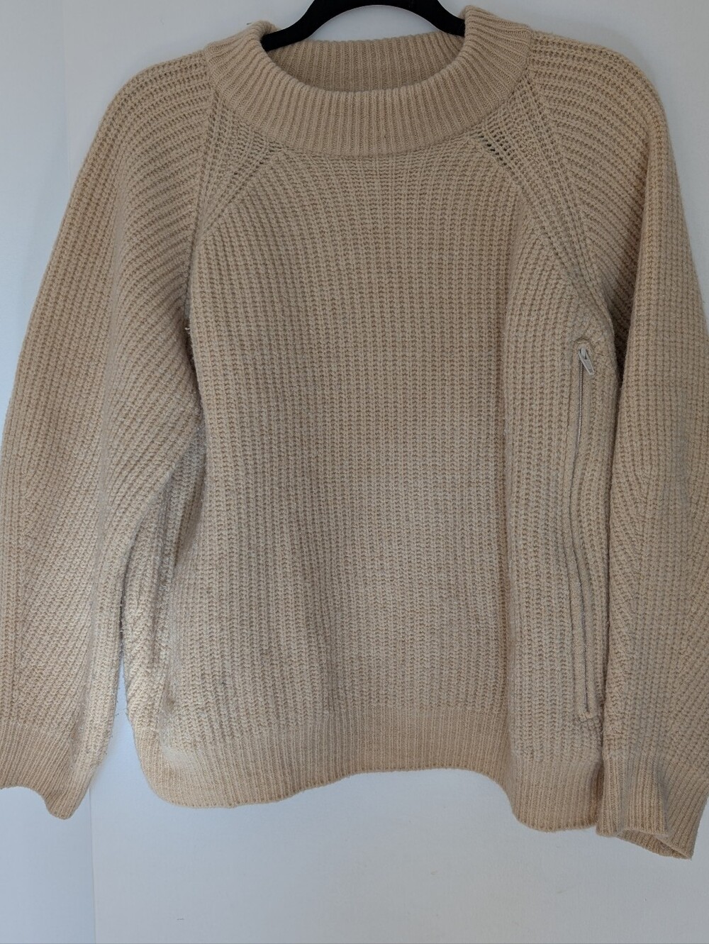 Tajinebanane Nursing Sweater